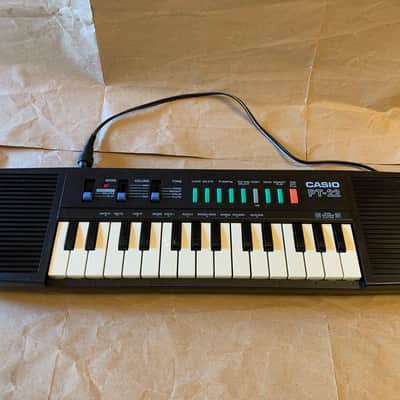 Casio PT-22 29-Key Mini Synthesizer 1980s Japan EC image 2