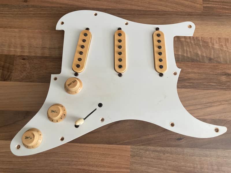 Fernandes 1978 - Loaded Pickguard **Stone Logo** FST60 1978 - Parchment image 1