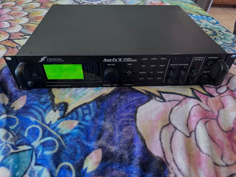 Fractal Audio Axe-FX II Guitar Preamp and Effect processor image 1