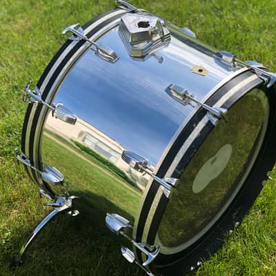 1988 Ludwig COW 22" Classic Maple Bass Drum 6-Ply - Chrome Over Wood image 4