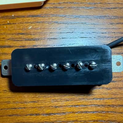 Lindy Fralin Dogear P90 Bridge Pickup +5% Overwound Cream Cover image 4
