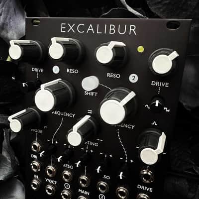 Excalibur Mutable Blades Replica Black image 2