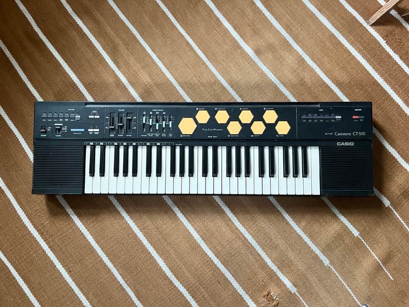 Casio CT-510 Casiotone 49-Key Synthesizer 1980s - Black image 1