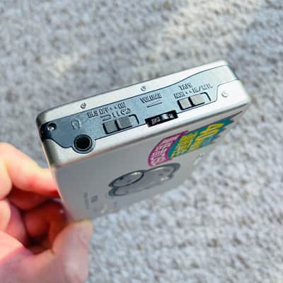 [Rare Full Box] AIWA PX380 Walkman Cassette Player, Awesome Silver ! Working ! image 9