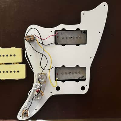 Fender Jazzmaster Player II Pre-Wired Pickguard image 1