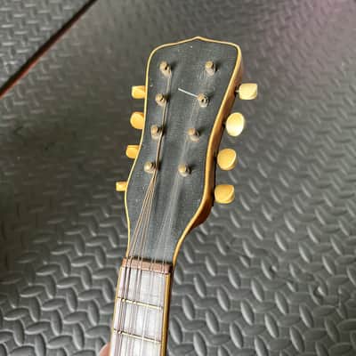 Lyon & Healy 1920's Mandolin Beatleback Bowlback Early image 3