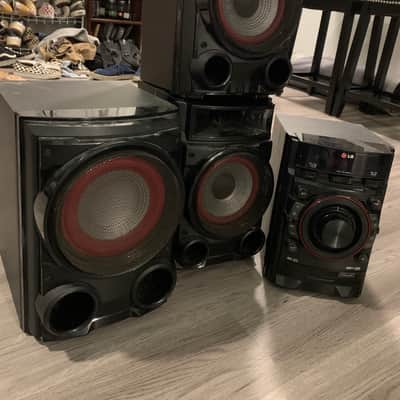 LG Mini Hi-FI System Model No. CM4530 image 1