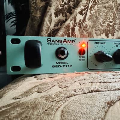 Tech 21 GED-2112 Geddy Lee SansAmp Rackmount Bass Preamp with Effects Loop 2010s - Silver image 3