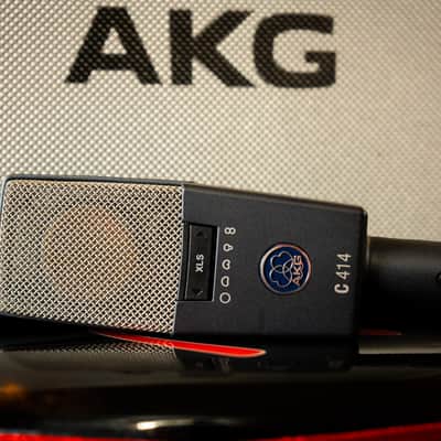 AKG C414 XLS Large Diaphragm Multipattern Condenser Microphone 2010s - Black image 8