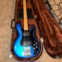 Peavey T-40 Frost Blue (1 of 25)