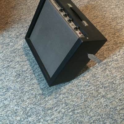 Harmony H410c 1961-1965 - Tolex image 8