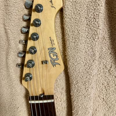 Fujigen FGN JST-5R J-Standard Stratocaster (MIJ) - Black image 4