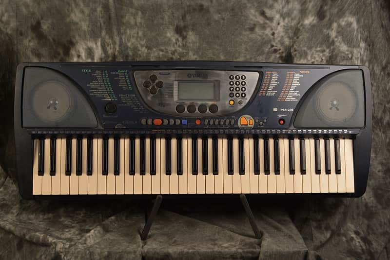 Yamaha PSR-270 Digital Piano Keyboard 61 Keys w Manual, power supply, Sustain Pedal & FAST Shipping image 1