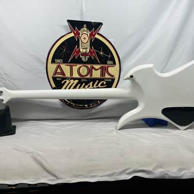 Burny Mockingbird 4-String Electric Bass imagen 8