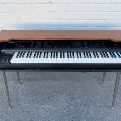 CV Keyboards Wurlitzer 140 Vintage-Style Piano Shell Keyboard Stand-73-Key Natural image 5