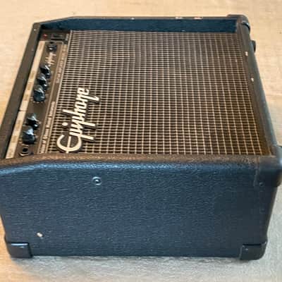 Epiphone EP-800 Guitar Amplifier 8” Speaker / 15 Watts / 3 Band EQ / Distortion / Headphone Jack / MIK Korea VIDEO image 6