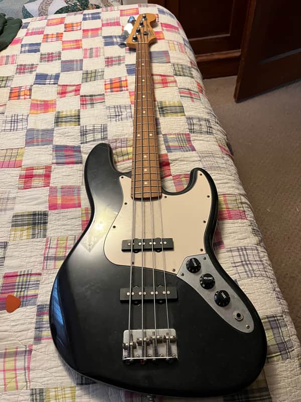 Fender MIM  Jazz Bass 2000- Black image 1