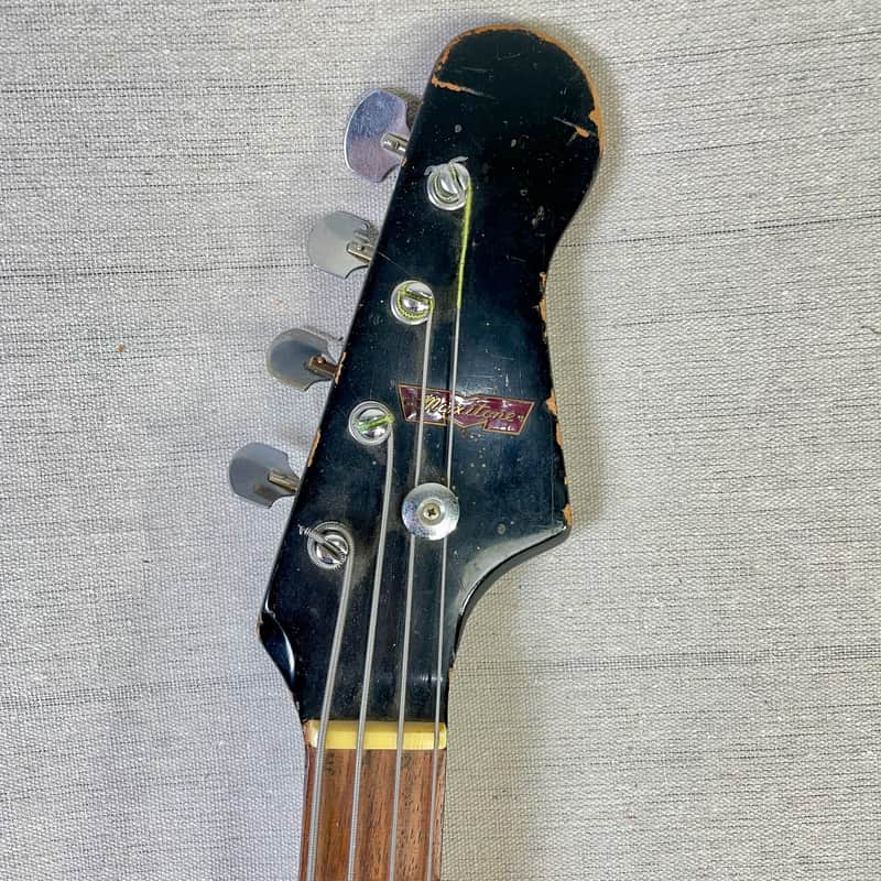 Maxitone Crescent Moon Boomerang Bass 1960s Sunburst Ibanez Biz