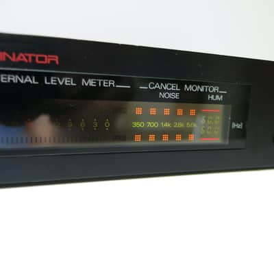 Roland SN-550 Digital Noise Eliminator Rackmount image 2