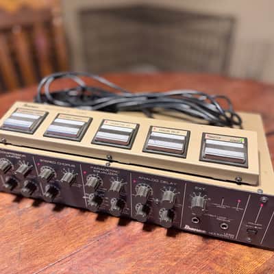 Ibanez UE-405 Multi-Effect Rack with Foot Controller image 3