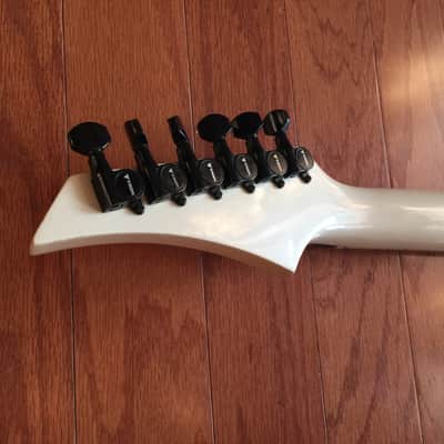 Samick Strat Neck Thru 80's Pearlescent Cream image 12