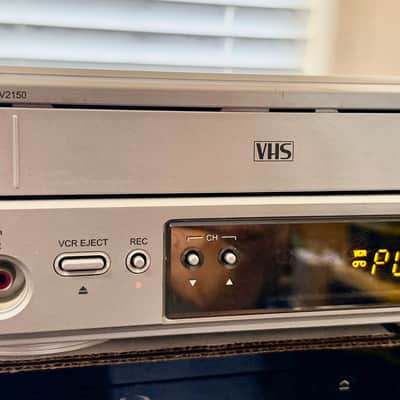 Go Video DV2150 DVD VCR Combo Player VHS Recorder; Tested SEE VIDEO image 2