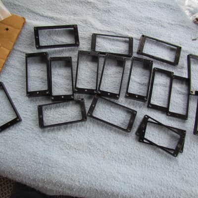 L.S.R. USA Pickup Surrounds Lot Of 18 Black Pickup Surrounds Neck & Bridge LSR USA Pickup Rings Luthier Supplies Black Pickup Surround Neck & Bridge Positions image 1