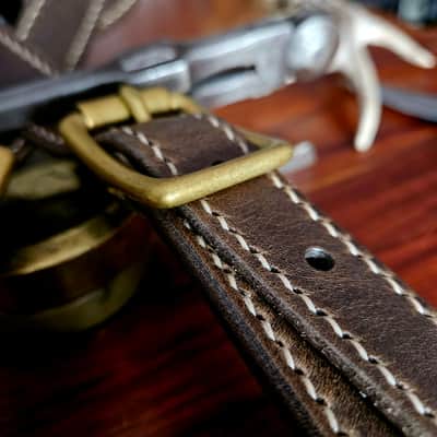 Hand Made, Hand Stitched Guitar strap "Rockatansky" in Elephant & Beige - Vegetable Tanned Leather image 15