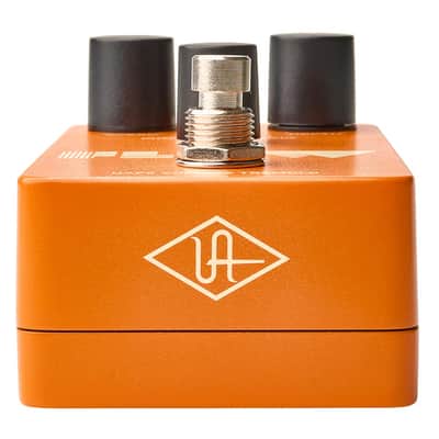 Universal Audio Flow Vintage Tremolo Pedal image 2