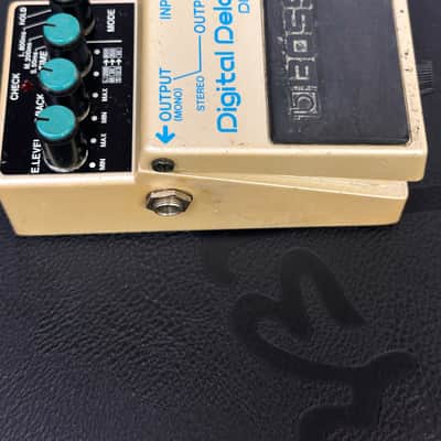 Boss DD-2 Digital Delay (Blue Label) 1983 - 1986 - White image 2