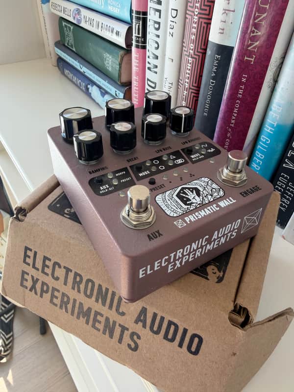 Electronic Audio Experiments Prismatic Wall