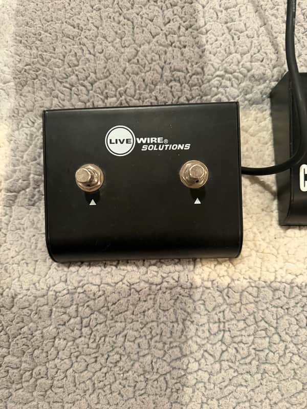 Livewire Solutions 2-Button Amp Footswitch – Dual Channel Foot Controller Livewire Solutions image 1