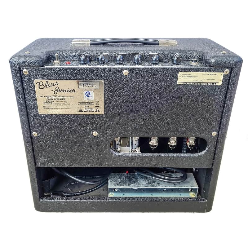 Fender Blues Junior 15-Watt 1x12" Guitar Combo 2002 - 2015 image 2