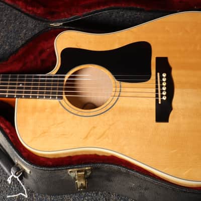 Guild USA DCE3 Dreadnought Cutaway Acoustic Electric Spruce Top Maple Back + Sides with case early 1990s image 3