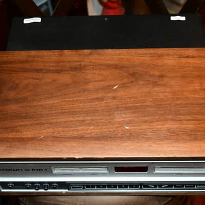 Crown International Radio Electronics FM1 Digital Tuner with wooden case Vintage sep25 #22 1979 - wood image 5