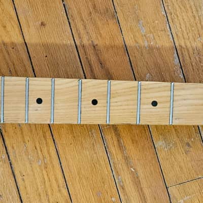 Unbranded Ripper Neck 1970's - Glossy image 1