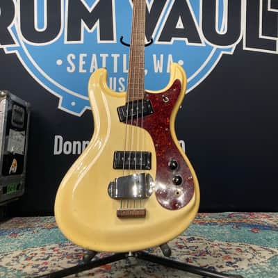 Mosrite Tom Hamilton's Aerosmith, Super Bowl Ventures Model Bass (#66) 1966 - Cream image 1