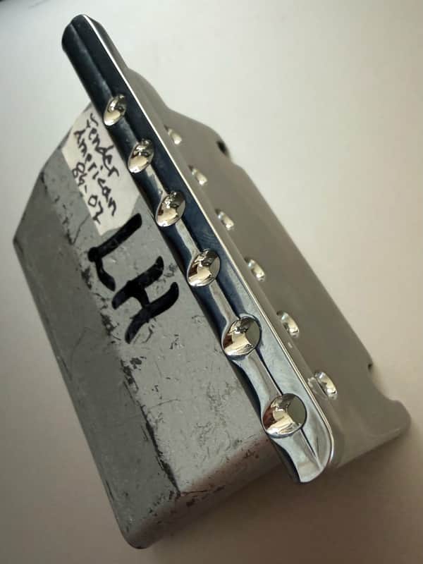 Fender Stratocaster American Standard Lefty Tremolo block with bridge plate 1986-2007 - Chrome - Left Handed image 1