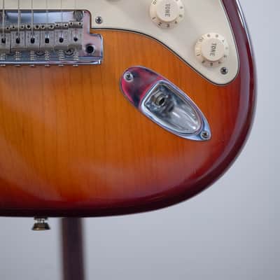 2012 Fender USA American Standard HSS Stratocaster - in Sienna Sunburst - Ash Body image 12