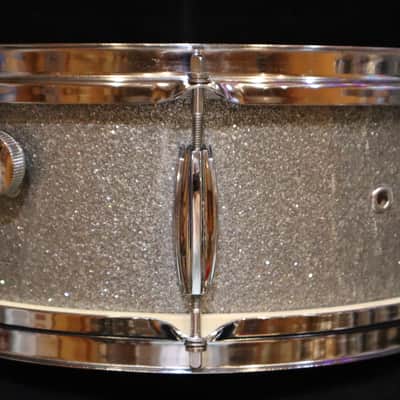 Gracy MIJ Silver Sparkle 6-Lug Snare Drum 5x14 image 3