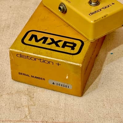 MXR Distortion + Plus 1980 - Block Logo-Yellow image 10