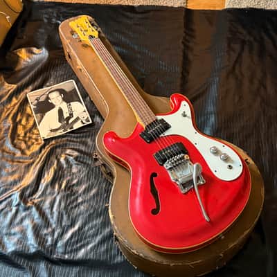 Red Mosrite Combo serial # 10 image 2