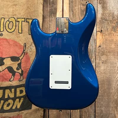 Fender Standard Stratocaster HSS 2008 - Electron Blue image 6
