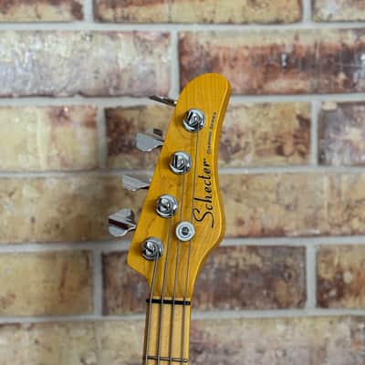 Schecter CV-4 Bass 2021 3-Tone Sunburst image 3