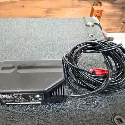 Audio-Technica Wireless Guitar System Receiver & Transmitter ATW-R700 & ATW-T701 image 12