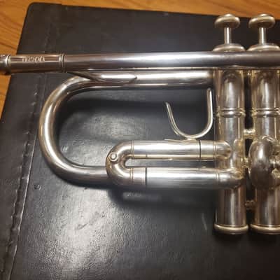 Bach TR200S Silver Trumpet--Chem Cleaned, Serviced, Almost A Strad! image 2