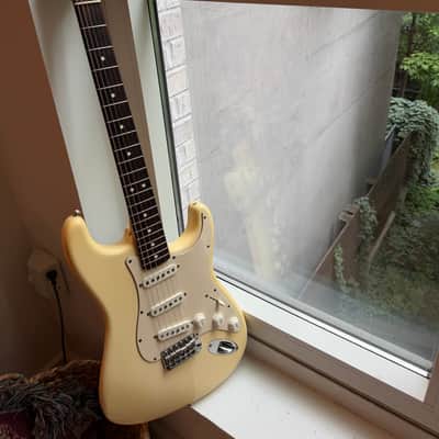 2005 Fender American Vintage '70s Stratocaster image 16