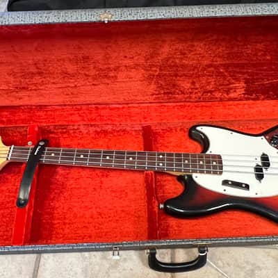 1975 Fender Mustang Bass 3 Color Sunburst w case image 14