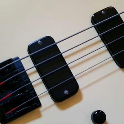 1987 Gibson Bass IV - Pearl White - Thunderbird Pickups - Set Neck image 3