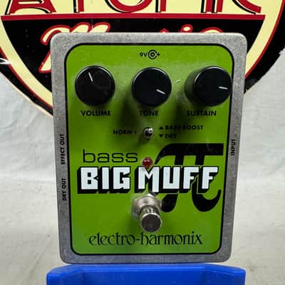 Electro-Harmonix Bass Big Muff Pi π Bass Fuzz Distortion Pedal image 2